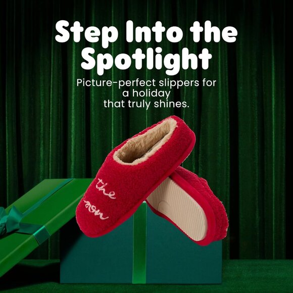 Women's Red Christmas Holiday Fuzzy Cozy Sherpa Novelty House Slipper Shoes - Picture 2 of 6